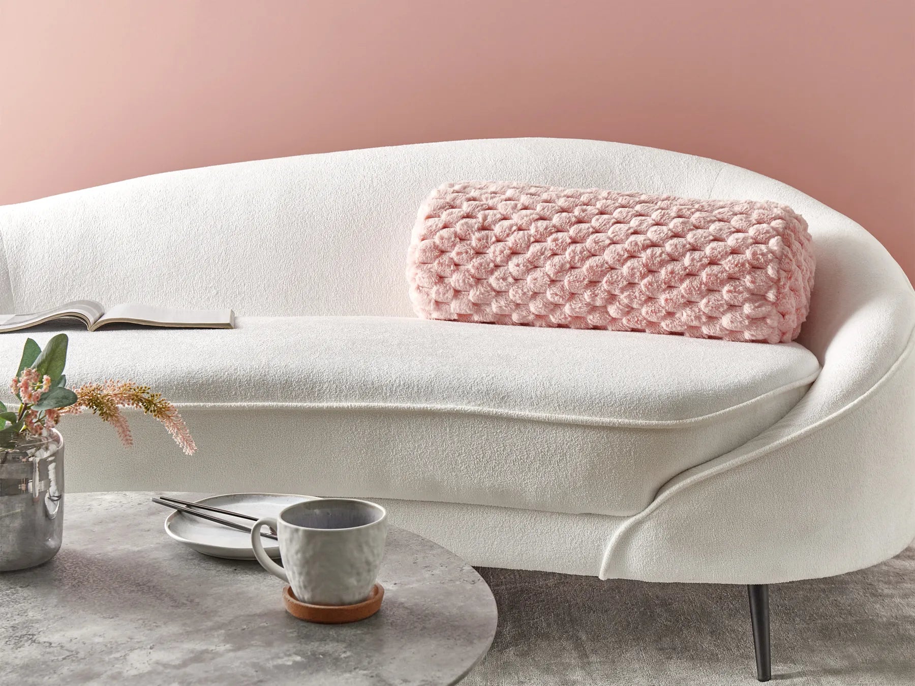Sierkussen CushioLush™ – Nepbont 22 x 60 cm – Effenkleurig Roze